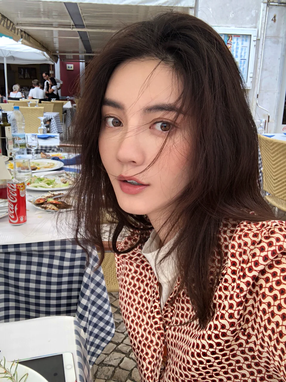 美白速成法|不甘心的黄皮也能白到发光✨ 已经开启了暴晒的外景拍摄模式?...