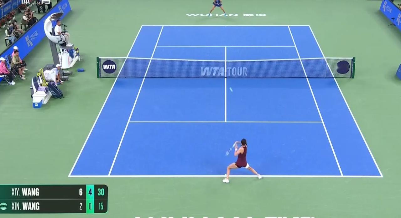 2026跟着网球环游世界
     WTA1000武汉公开赛正在进行女单第一轮的