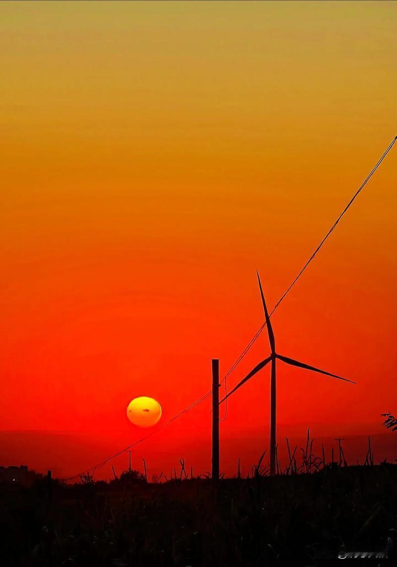 我发现：越穷的人越在乎亲戚关系，越爱走动送礼；越有钱的人越在乎利益关系，越不爱走