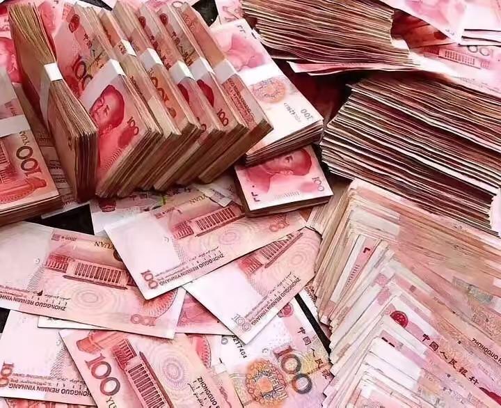 如果，
我现在有100万，
我要对自己大方一点，
衣服只选上百的，几十块的看都不