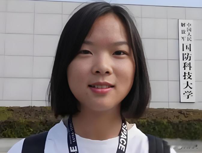 2019年，云南女孩因1分之差，无缘国防科技大学。她一咬牙：“我要复读，再考！”