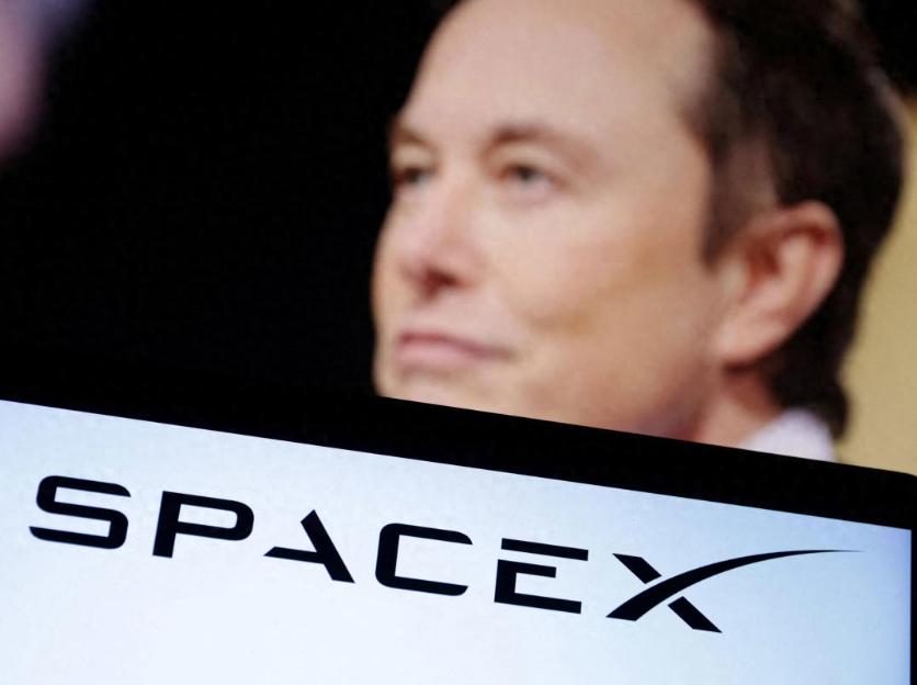 我去，SpaceX 真的要上市了！估值1.75万亿美元，这疯了吧？

今天早上刷