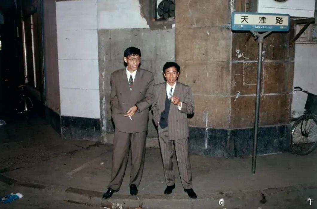 上海。九十年代。 