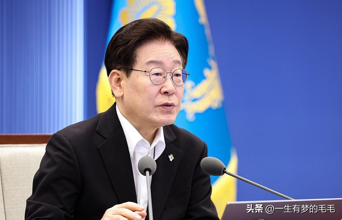 韩国最新民调出炉！总统李在明支持率连跌六周，朝野两党差距大幅收窄

6月29日，