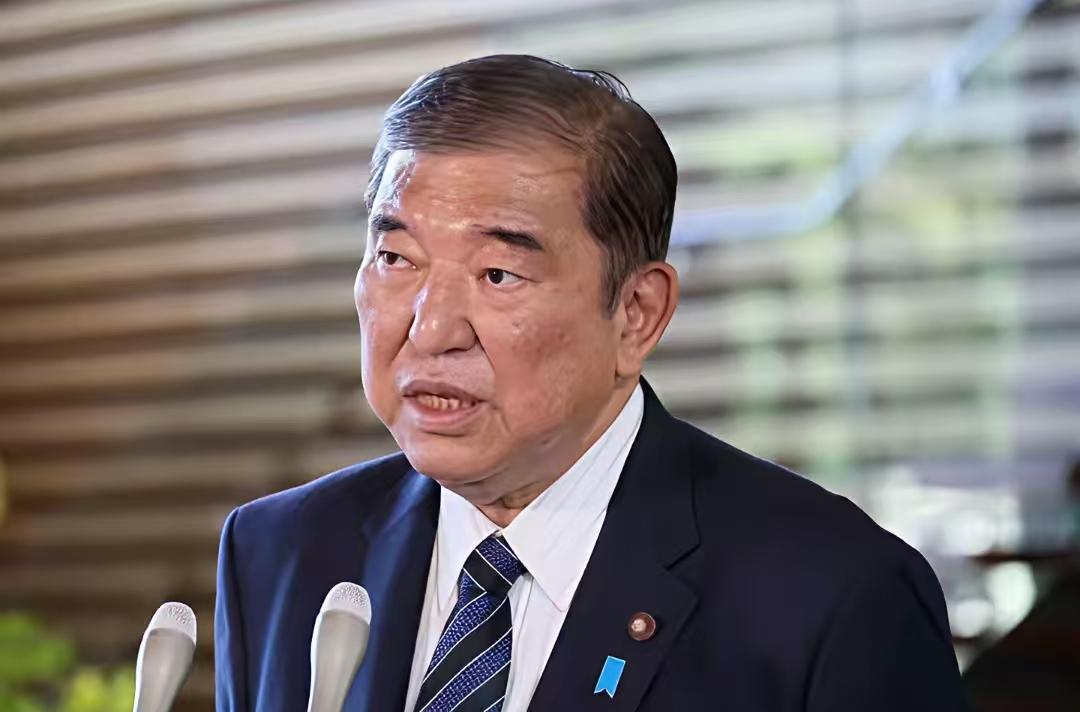 石破茂是个清醒人，他评价高市说 “打不过还硬刚？纯属送人头！” 想对华动武这事儿