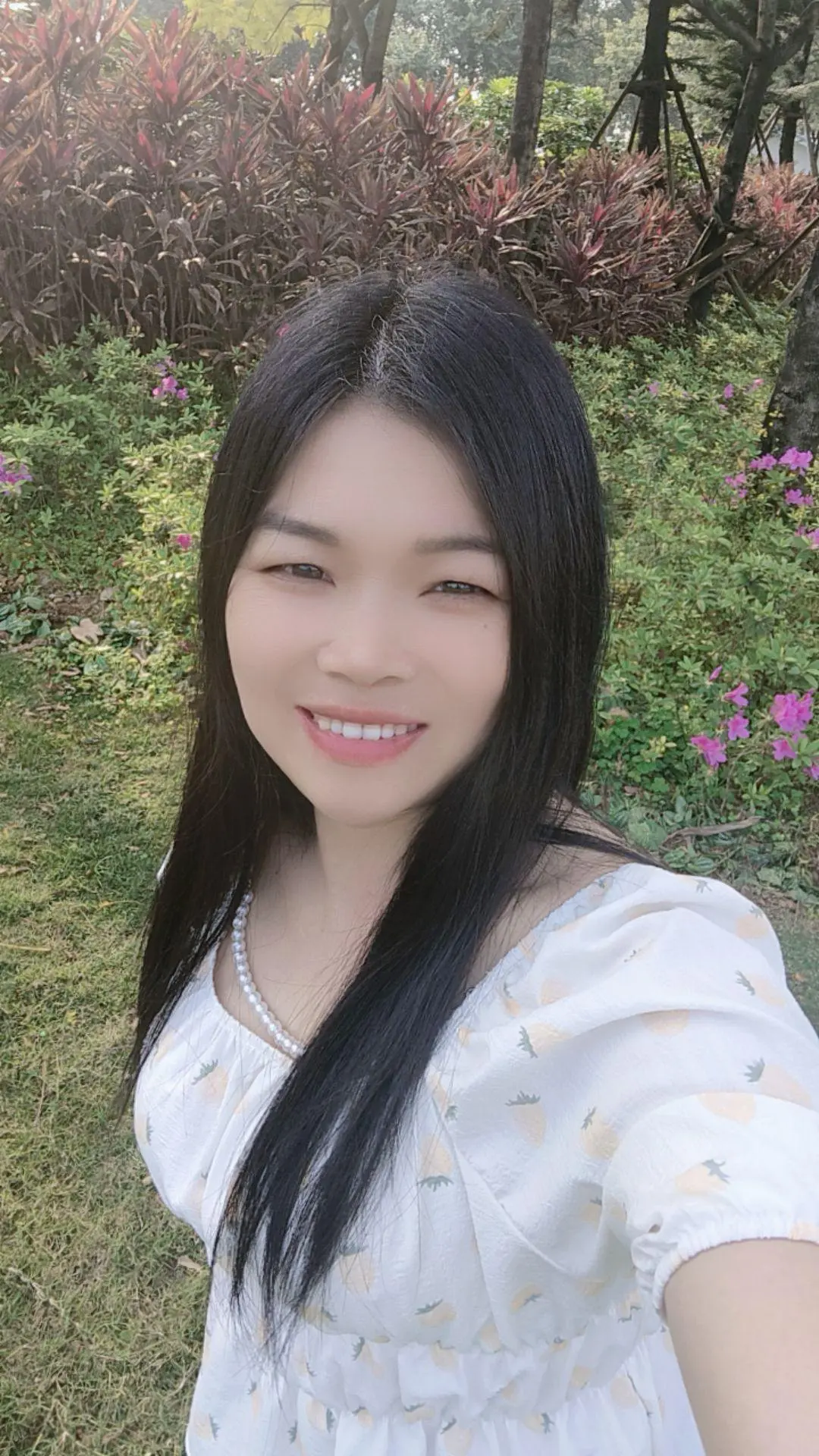 爱傻笑的傻丫头