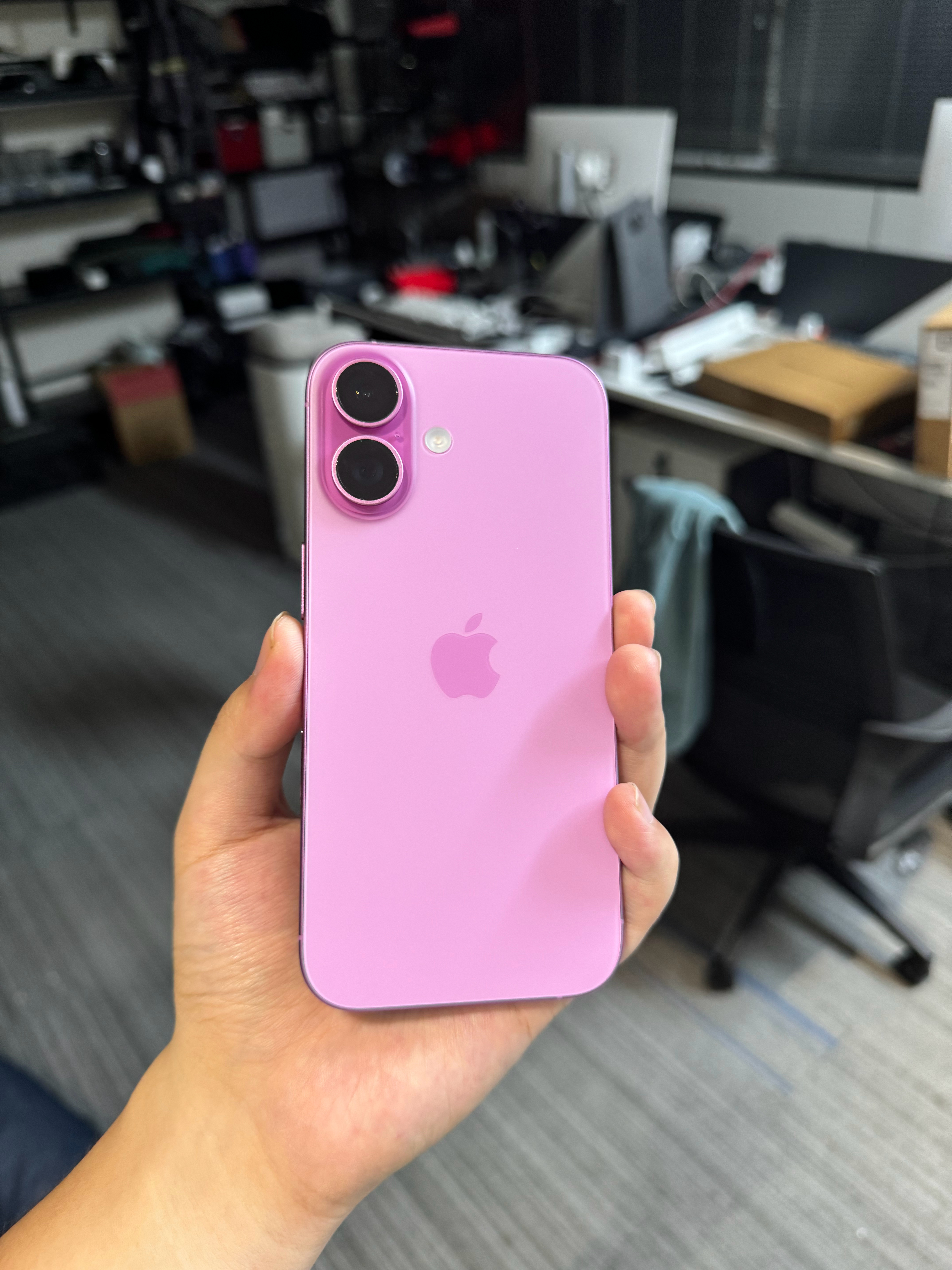 #iPhone16官旗多款机型破发#国产得有多猛？vivo X200这才刚发，果
