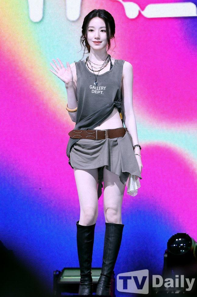 idle组合叶舒华桃园初恋💜叶舒华反转魅力 【资源搬运】260706回归新闻图