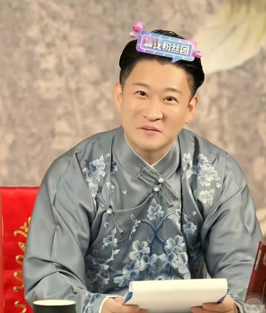 郭德纲可能自己也没想到，他最出色的徒弟是曹云金。
就他现在能叫出名的所有徒弟都算