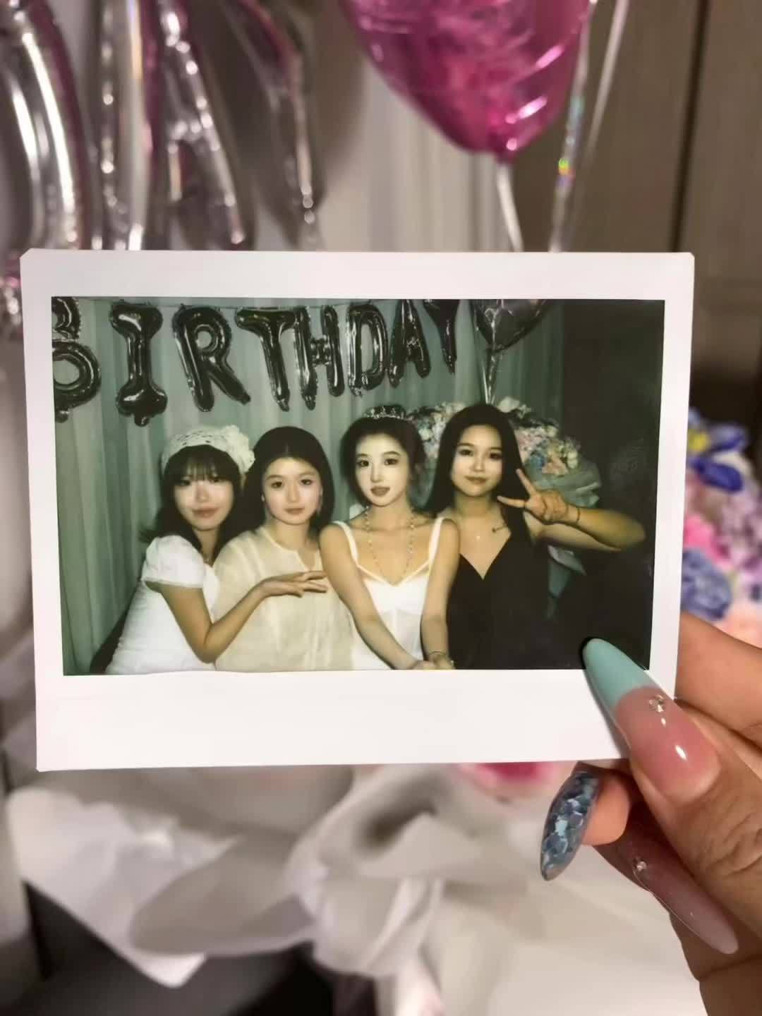 只是对话框里少了一个期待的窗口 