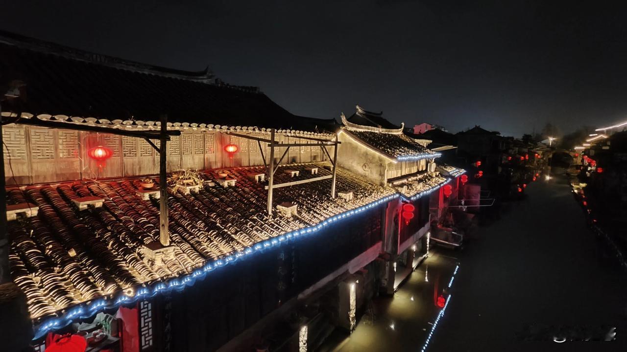 古镇夜景