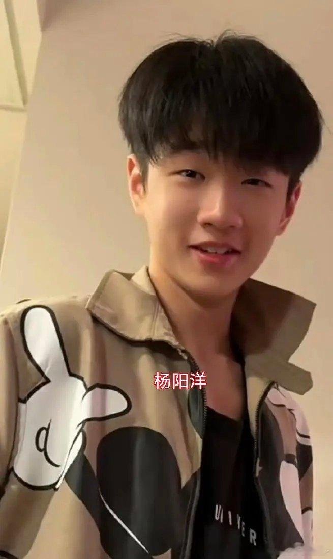 爸爸去哪小孩长大后，基因真强大 