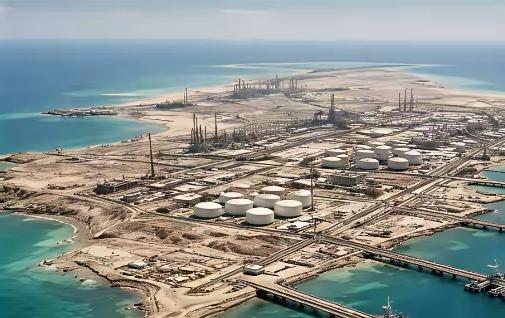 哈尔克岛博弈：美军登陆易，持久战难，地缘困局凸显
 
美军4500名海军陆战队逼