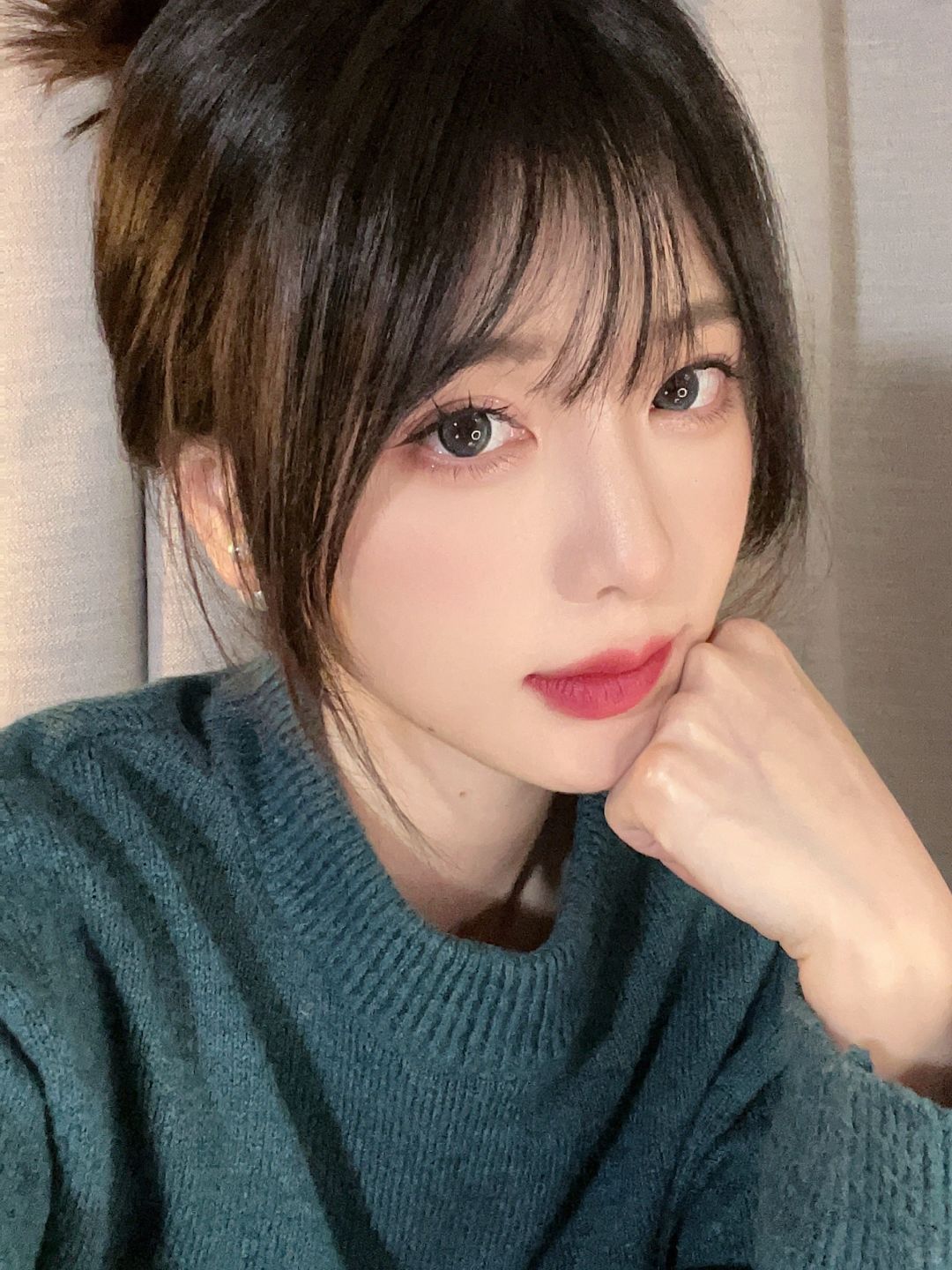 被爱的话 素颜你也会夸我漂亮