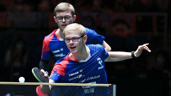 法国勒布伦兄弟真成国乒劲敌了！12月4日混团世界杯八强循环赛，19岁的费利克斯・