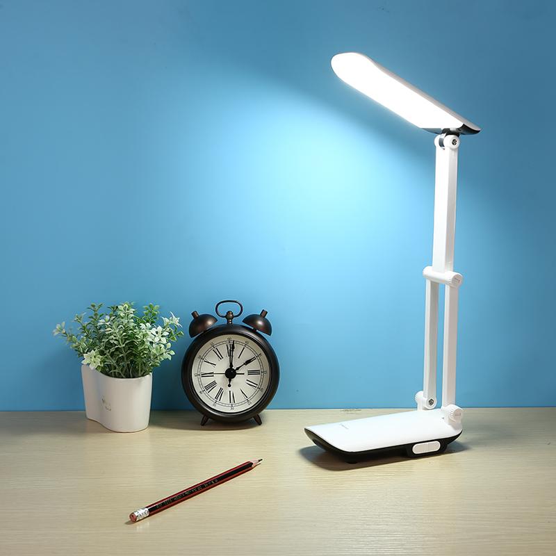 近年来，市面上出现了许多宣传“护眼灯能防近视”、“矫正椅能治驼背”的广告，让很多