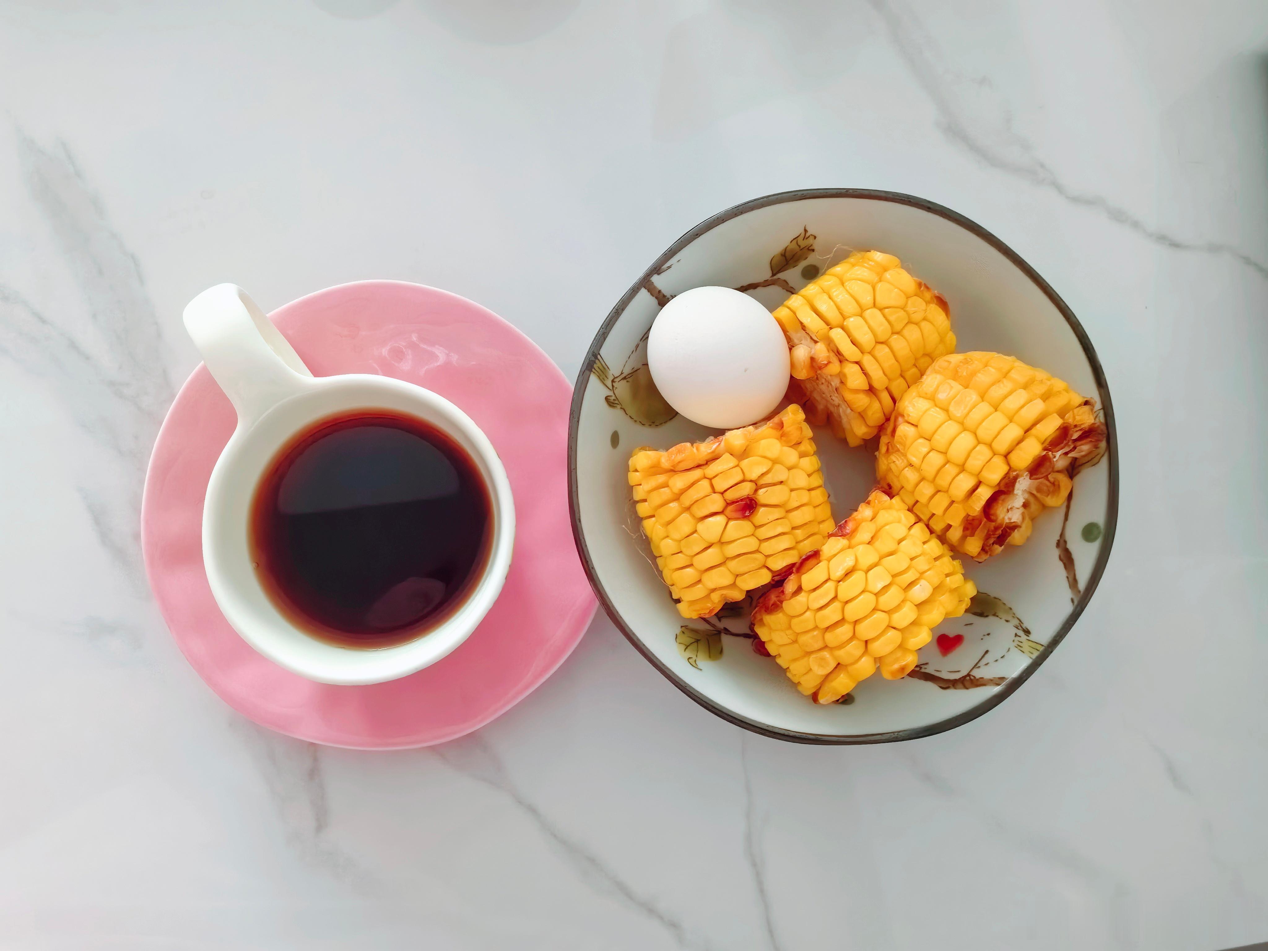 生活手记 今天的早餐够健康吧，新的一周做更好的自己，早安☀️☕。 