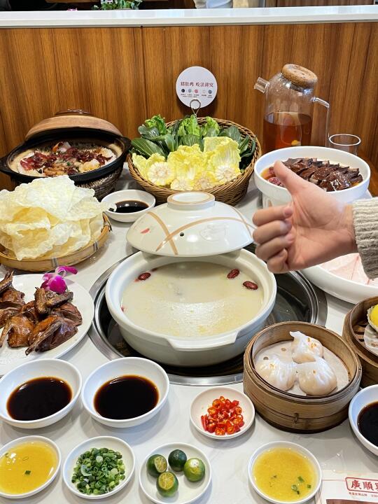 在南昌，广东姐妹带我来吃的粤菜馆子有多绝