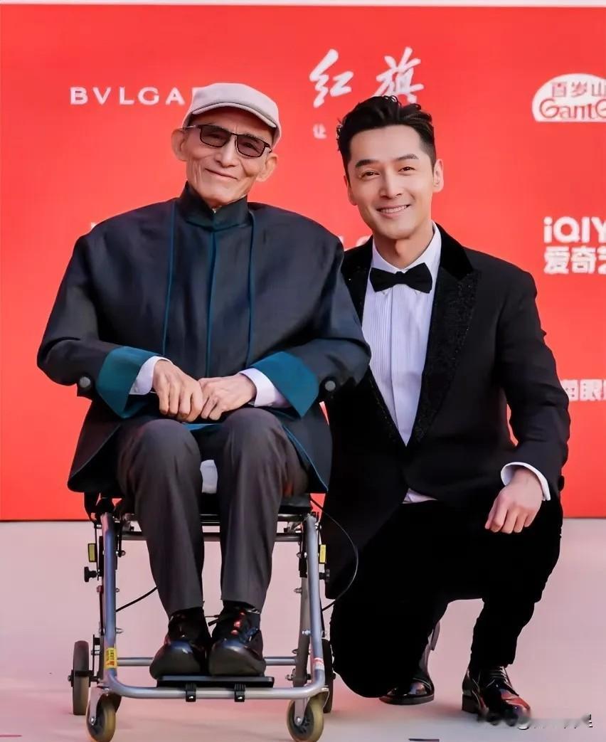 游本昌去世，最难过的估计是胡歌了。

两人拍《繁花》时，胡歌说，游老师90岁高龄