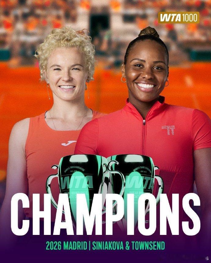 1000赛双打三连冠🏆WTA1000马德里站双打决赛，西尼亚科娃/汤森德以7-