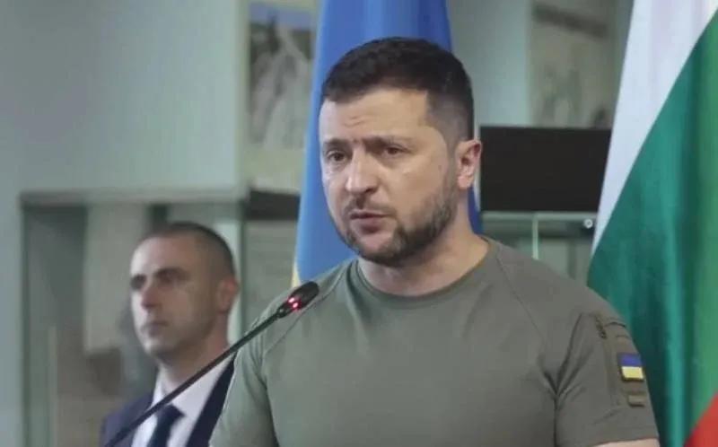 乌克兰总统泽连斯基宣布对在该国部署波兰军队不感兴趣 目前，乌克兰领土上没有外国武