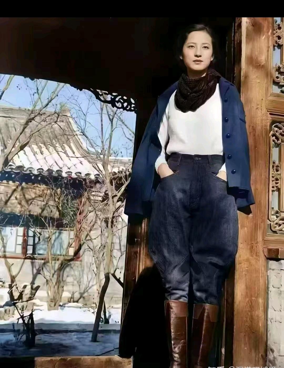 张学良对林徽因曾有过非份之想遭拒。1928年，27岁的张学良成了东三省保安总司令