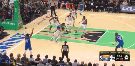 最具性价比！比斯利本赛季拿着底薪，干着首发得分后卫的事情。