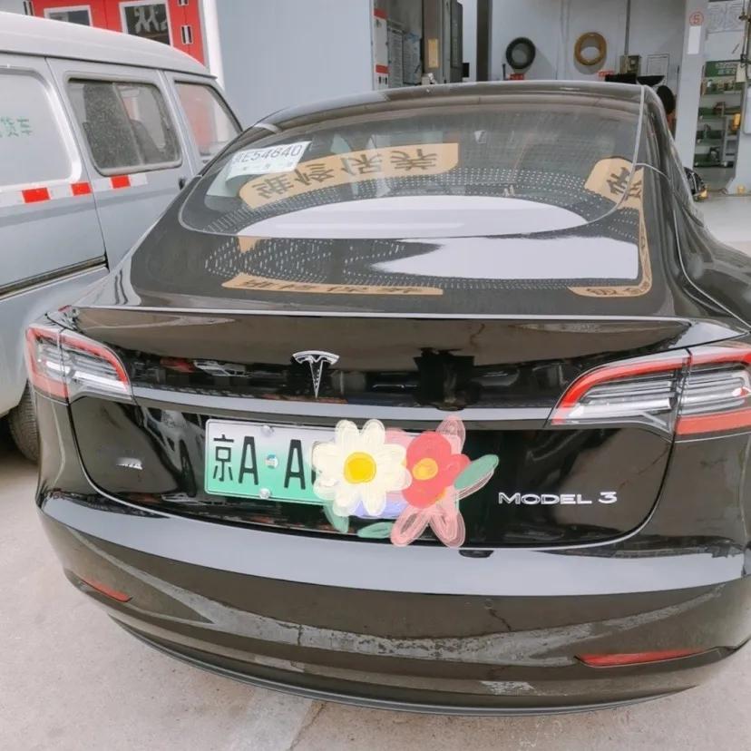 Model 3 2022款556km后轮驱动版

裸车价：22.90万

平均油