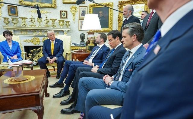 川普说话不是没分寸，只是要看说话的对象是谁！
特朗普这次在白宫会见日本首相高市早