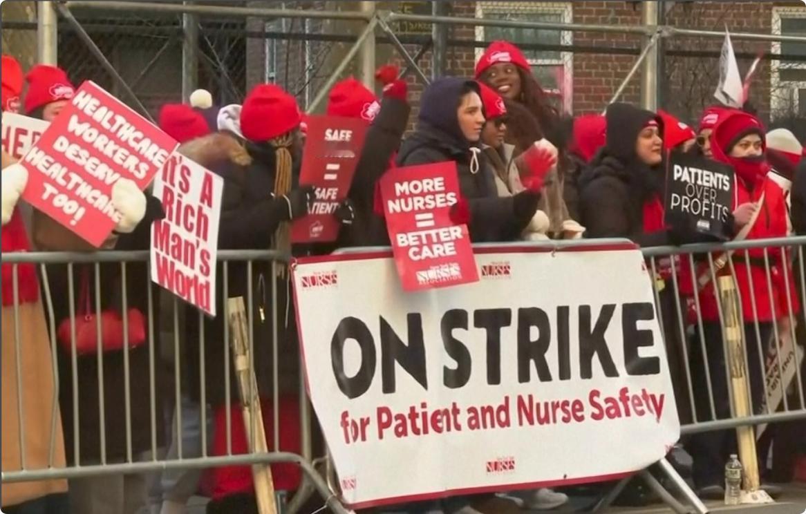 纽约要乱，纽约医院1万5000名护士们罢工
由于周末的团体谈判破裂，数千名在纽约