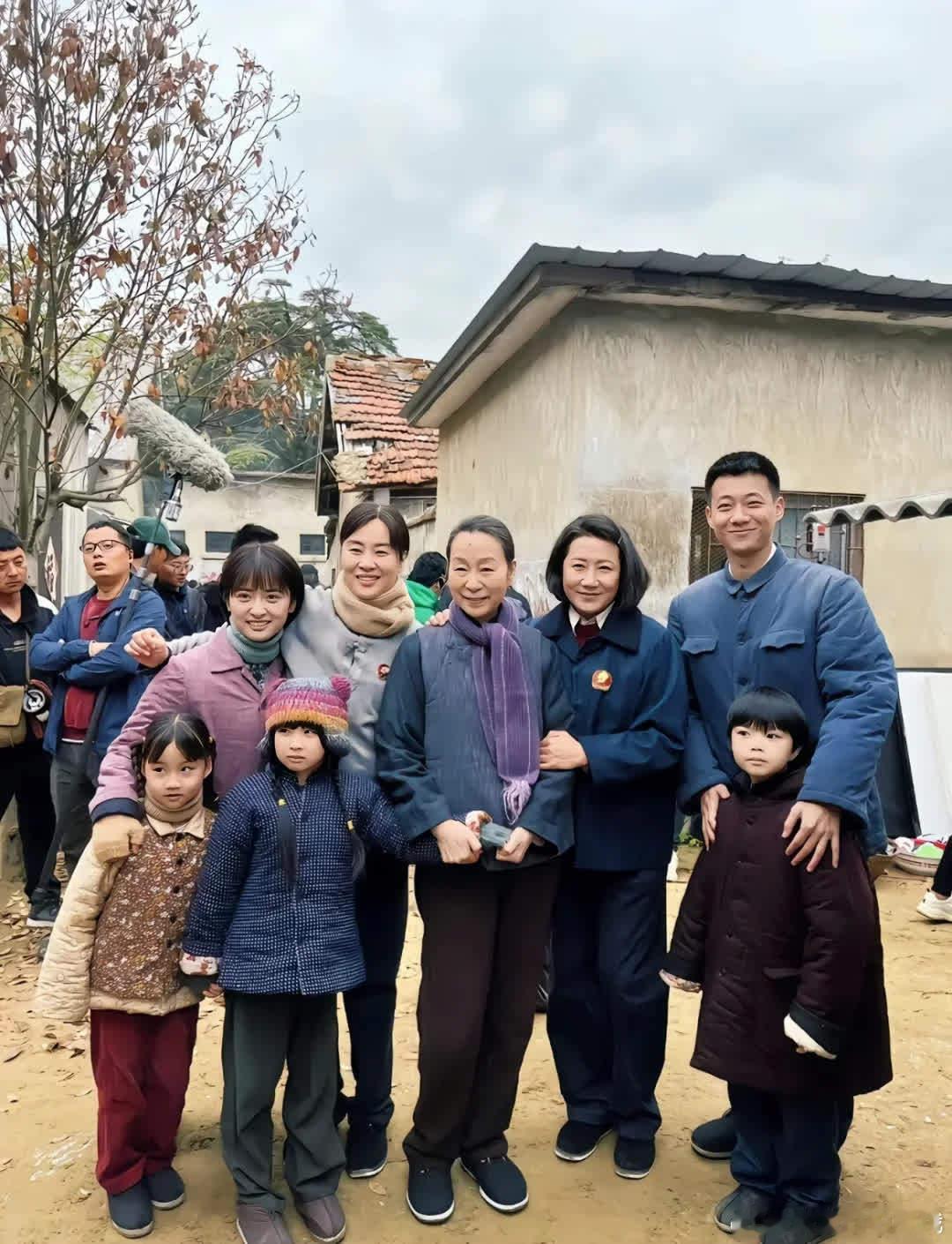《六姊妹》结局揭晓，各女儿官配尘埃落定。大姐何家丽与张建国喜结连理，虽曾与汤为民