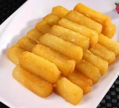 #说出你最爱的一道家常菜#
说说商丘的琉璃馍

来历
 
琉璃馍原名水激馍、蜜汁