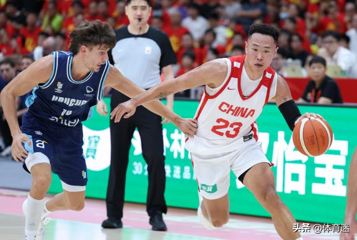 男篮热身赛，中国男篮83-78乌拉圭，给中国队球员点评+评分
贺希宁8.5分
攻