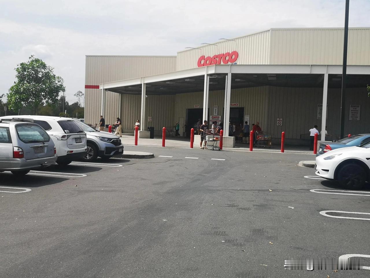 澳洲短期居家生活纪实（18）丨第一次逛好市多

昨天到布村的COSTCO（好市多