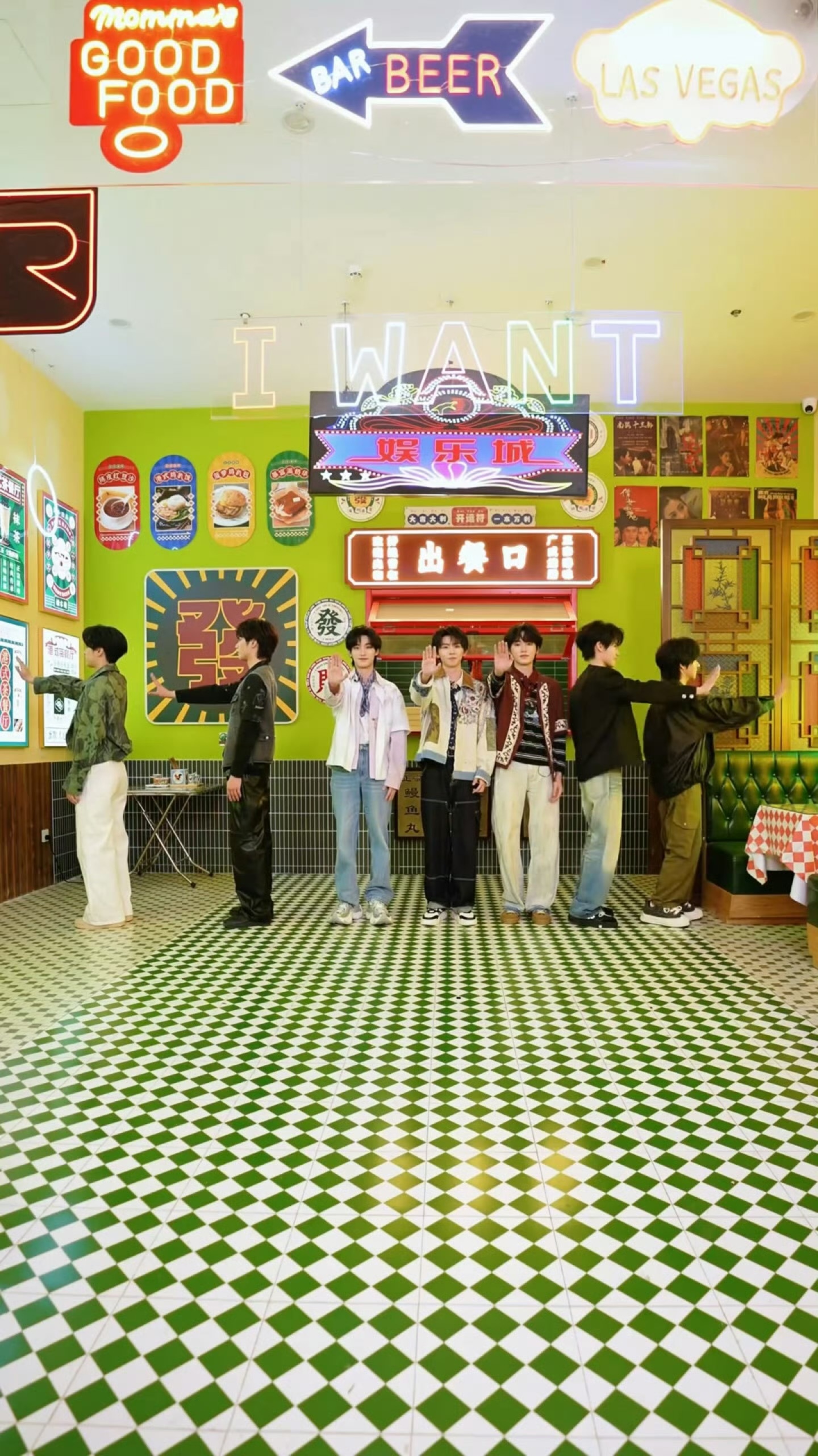 时团拍了倒车请注意时代少年团拍了倒车请注意终于等到！时代少年团倒车请注意名场面来