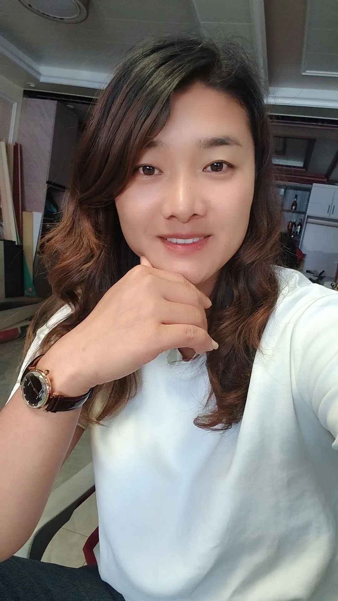 有没有人懂风水，帮我看看应该坐在哪一个位置，朝着哪一个方向磕头，才能让...