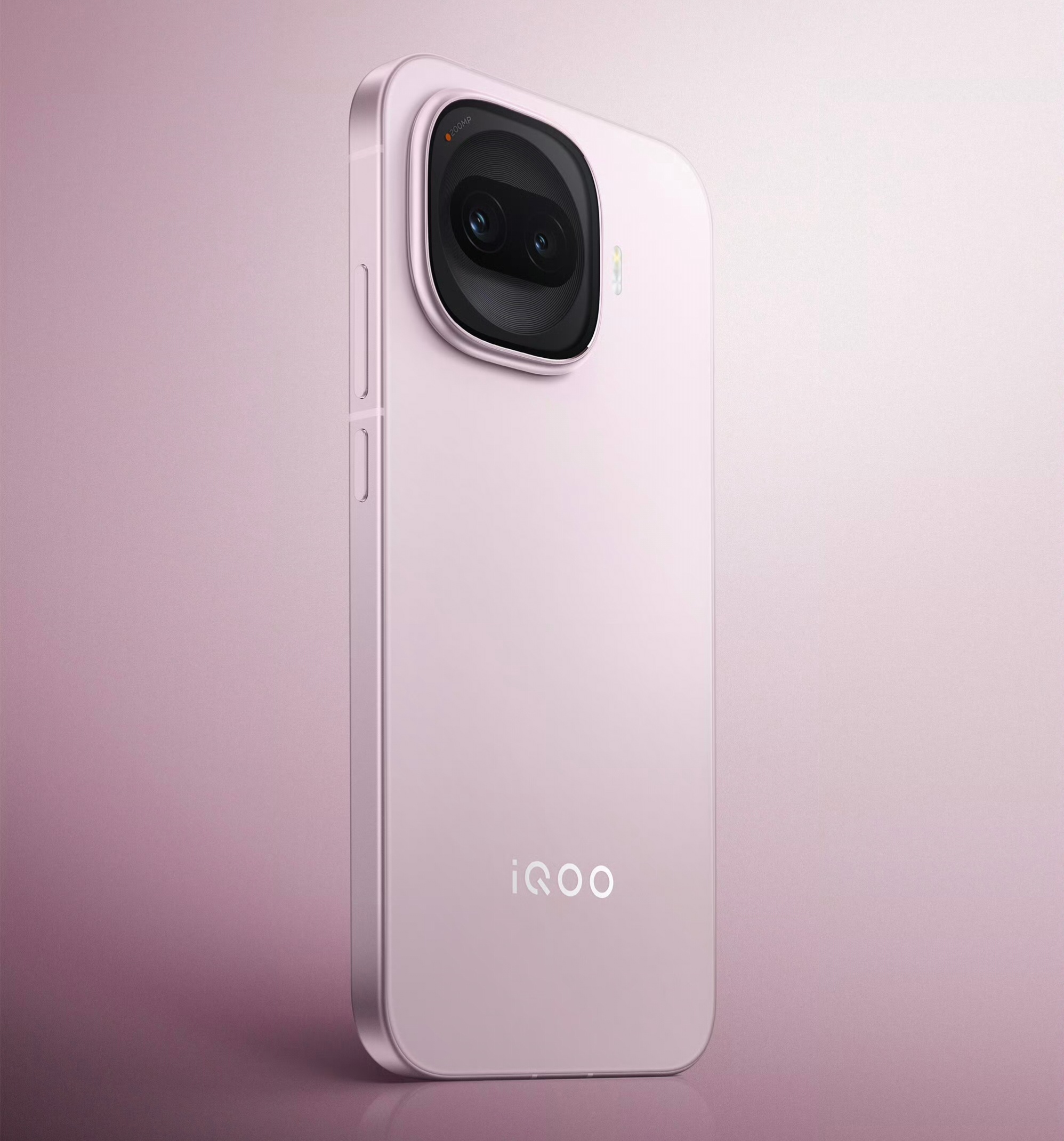 iQOO Z11 Turbo官宣了本月15号发布，粉白蓝黑这四个颜色，子弹兄最想