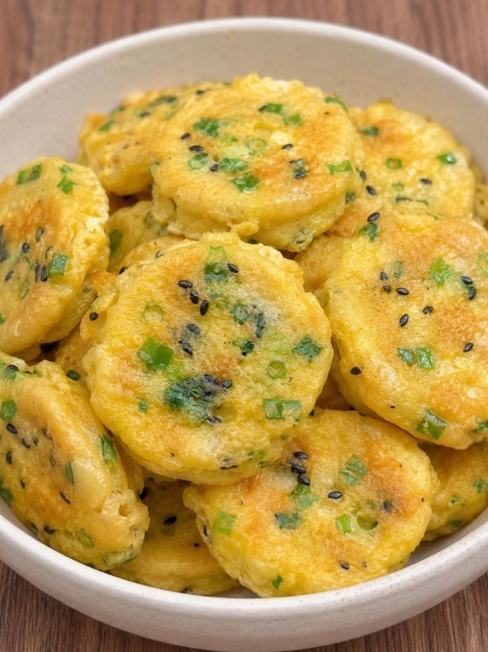 煎鸡蛋饼吃 