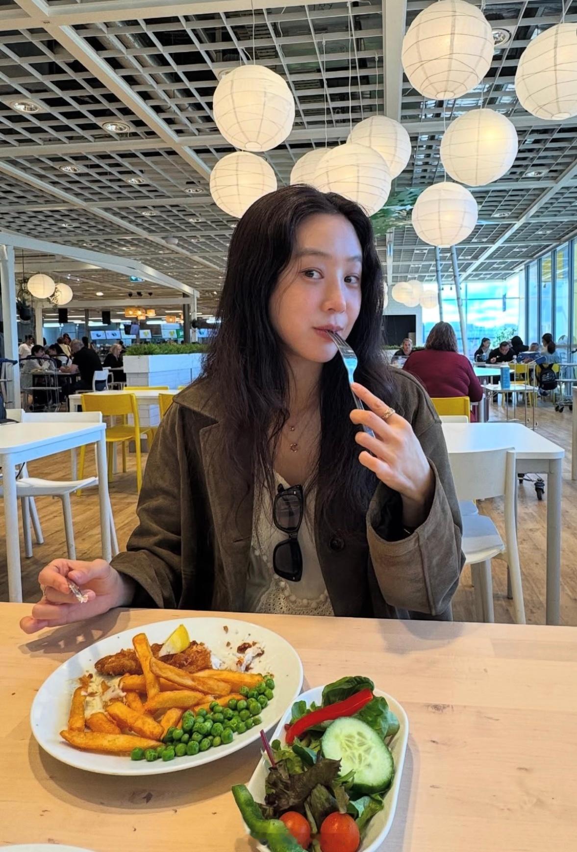 郑丽媛 郑丽媛 这是澳洲的宜家 ​​​