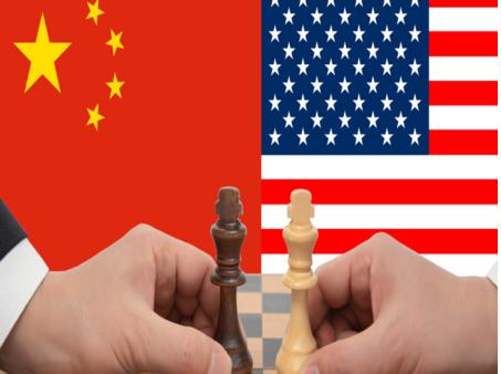 新加坡联合早报发话了，美国近期的行为包括打击伊朗在内目的只有一个，就是剪中国的裙