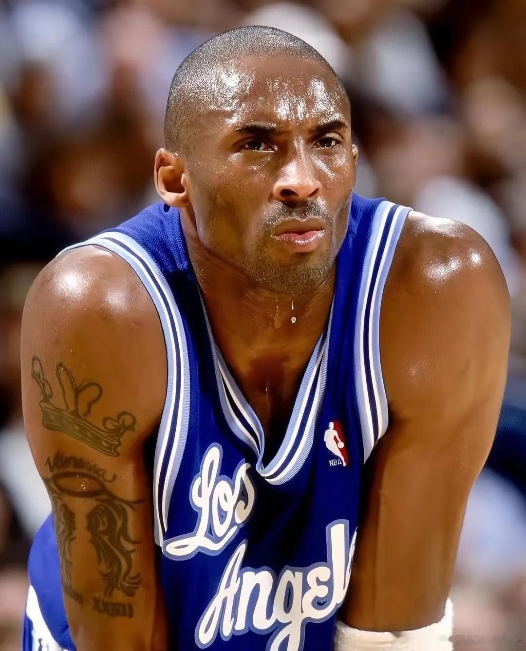 凌晨四点🕓💜💛科比KobeBryant凌晨四点