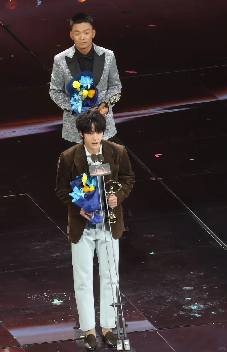 导演:好久不见～王一博:新年快乐！ 