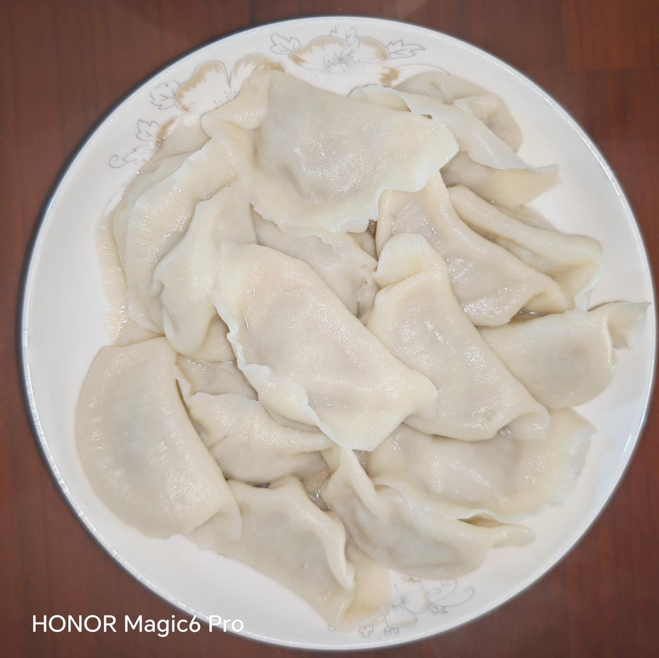 饺子，包的开心，吃的也开心。羊肉洋葱馅饺子