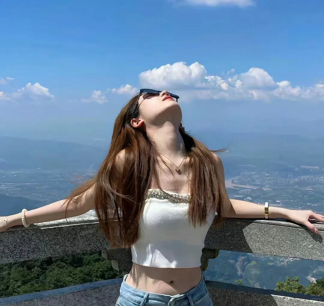 ☀𝗛𝗲𝗹𝗹𝗼𝗼𝗼𝗼𝗼.ᐟ.ᐟ👋🏻小假期，小放松，小快乐⌯o