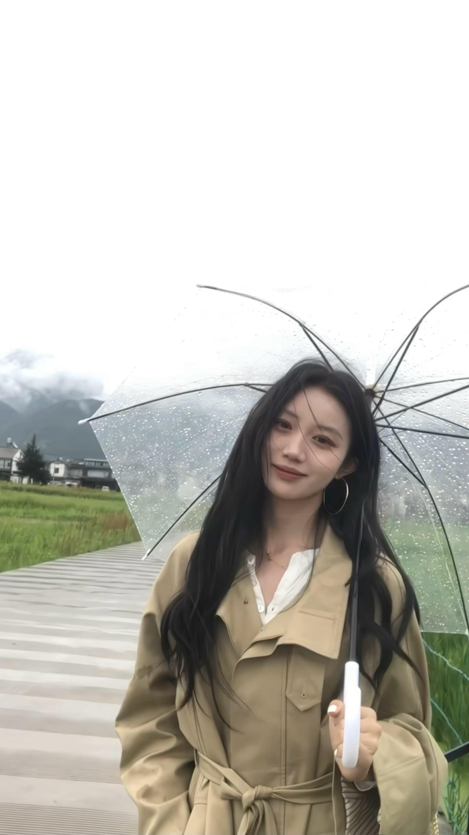 你的字里有雨 我也跟着淋漓