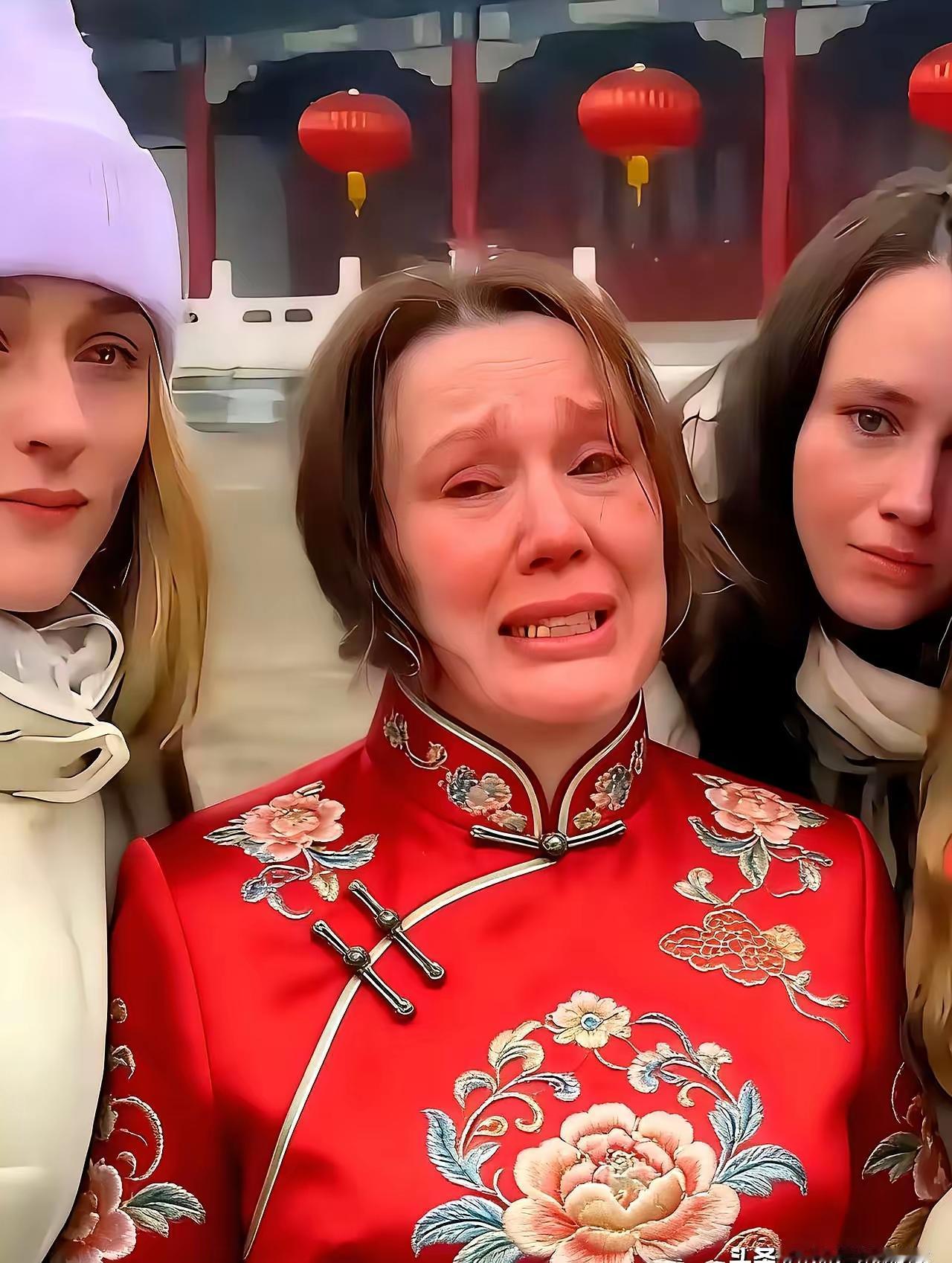 乌克兰一位妈妈，家里三个女儿，都想嫁到中国来。甚至大女儿的中文说的都老六了。她说