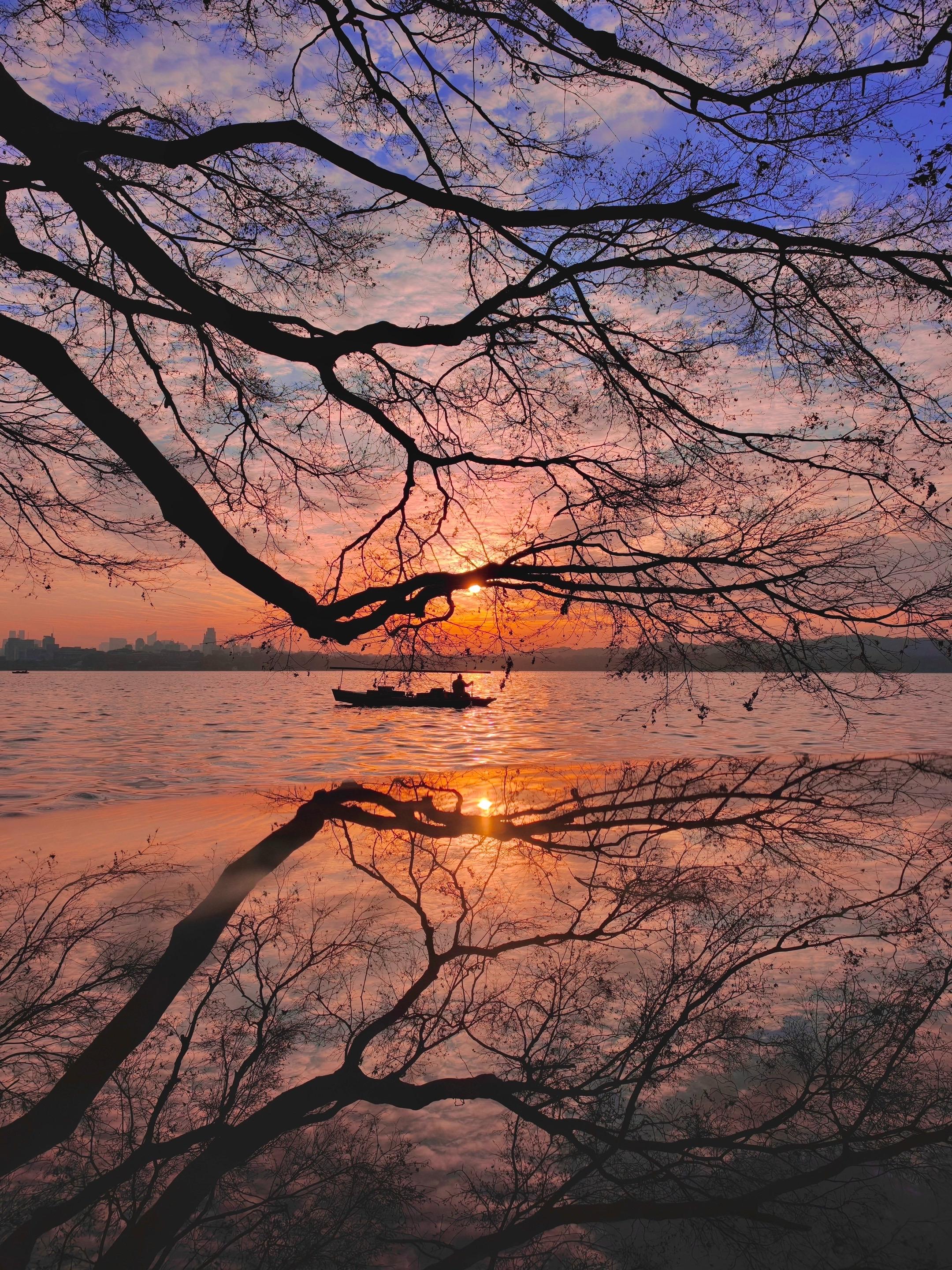 杭州被问爆的6个机位㊙️发朋友圈赢麻了 hi~我是猪肝面🐷 💁🏻...