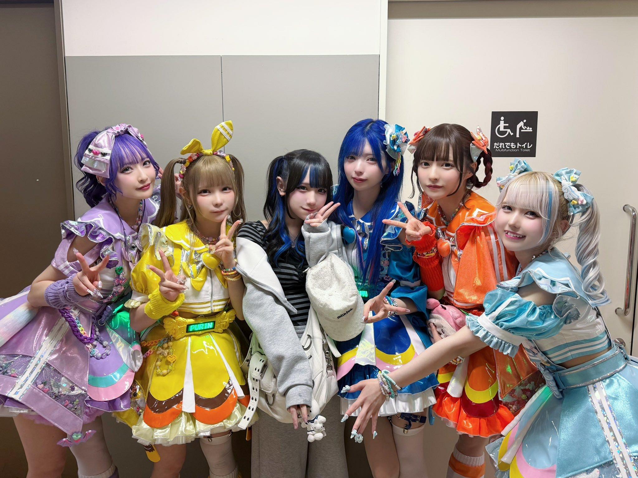 遊乃ヲユタ：「一直都是Woyu的姐姐这张照片本来在纠结要不要只留给自己当宝物，但