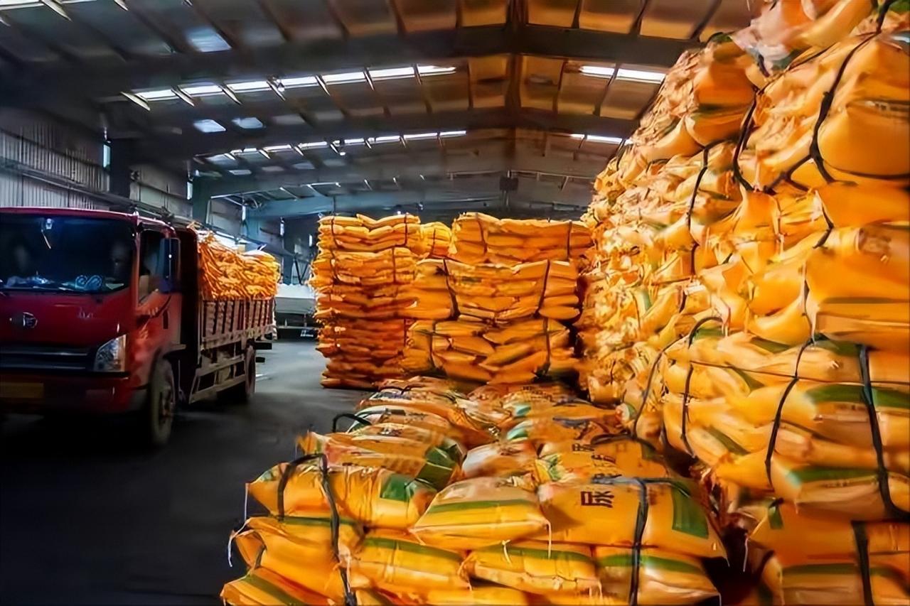 印度求购增加购买尿素后未果！

印度拖欠上海电气1.46亿美元工程款十余年，即便