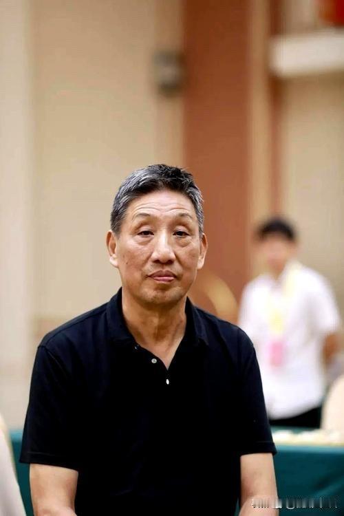 在中国象棋当代发展史中，有一位屹立棋坛半个世纪、经久不衰的常青人物，他就是湖北籍
